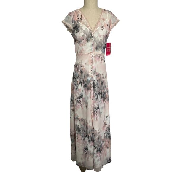 Little Mistress Romantic Button Front Maxi Dress - Picture 2 of 11